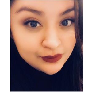 Meet your Posher, Lissette
